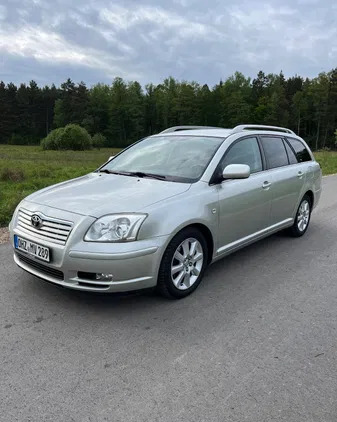 toyota avensis nowe miasto lubawskie Toyota Avensis cena 12400 przebieg: 202000, rok produkcji 2005 z Nowe Miasto Lubawskie